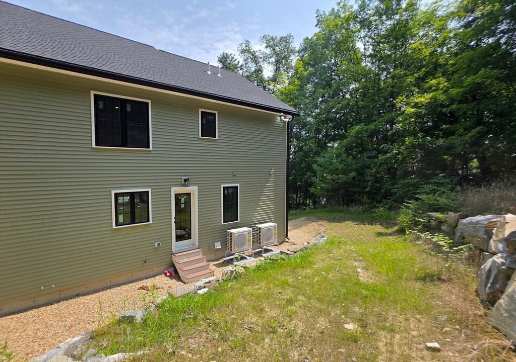 73 Summit # 73, Orange MA 01364 photo 6