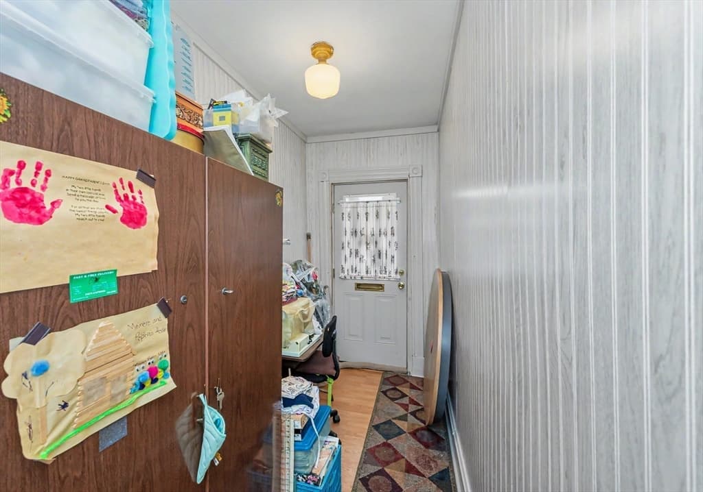 256 University Ave, Lowell MA 01854 photo 17