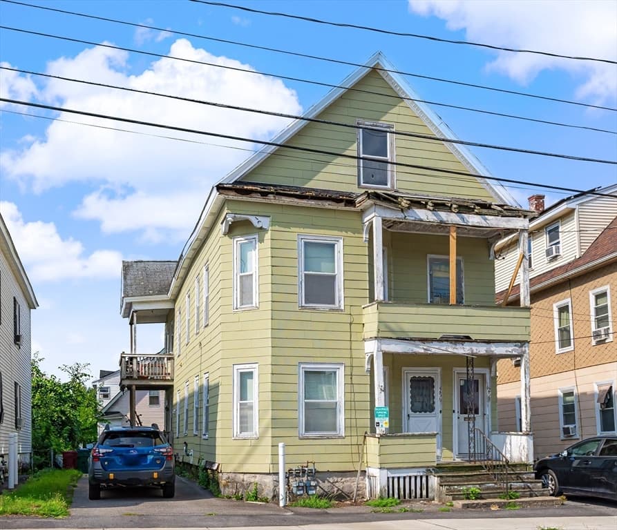 256 University Ave, Lowell MA 01854