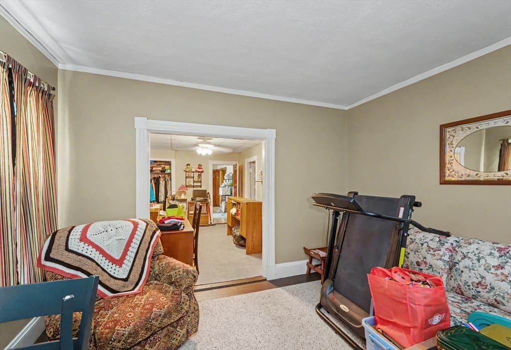 256 University Ave, Lowell MA 01854 photo 8