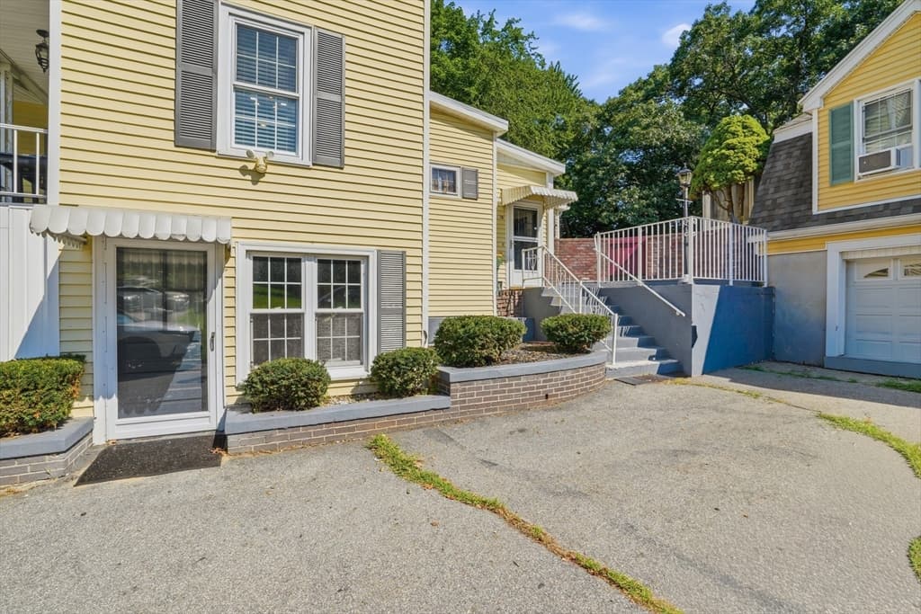 16 Allen Street, Northborough MA 01532 photo 3