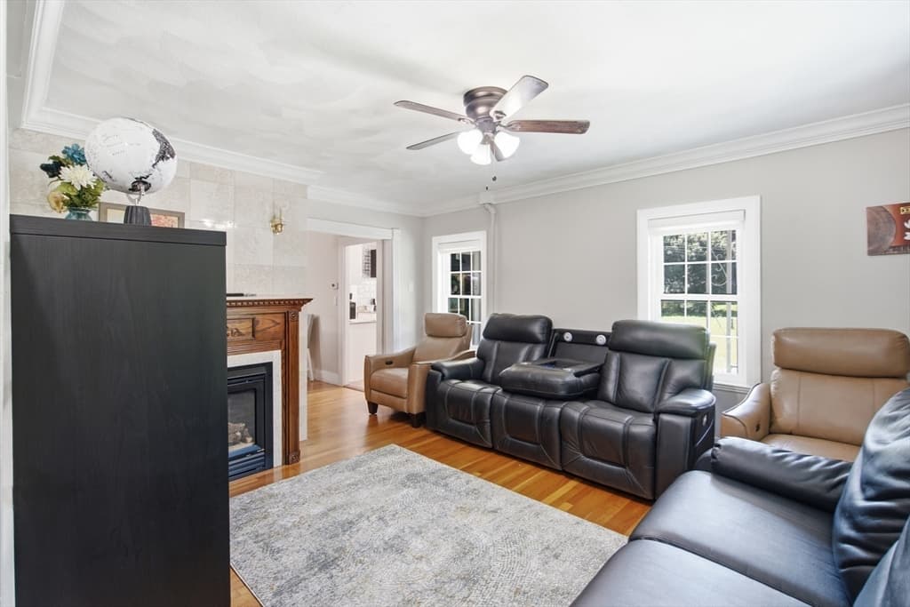 16 Allen Street, Northborough MA 01532 photo 8