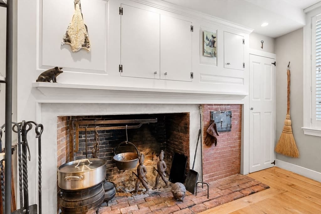 314 Essex St, Salem MA 01970 photo 14