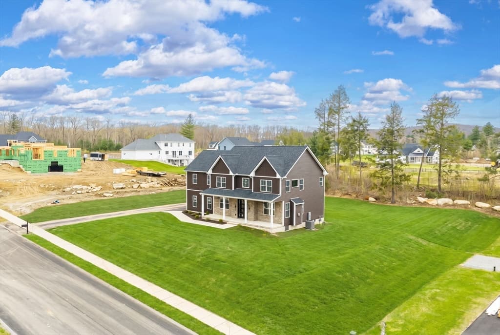 44 Balsam Hill, Ludlow MA 01056 photo 2