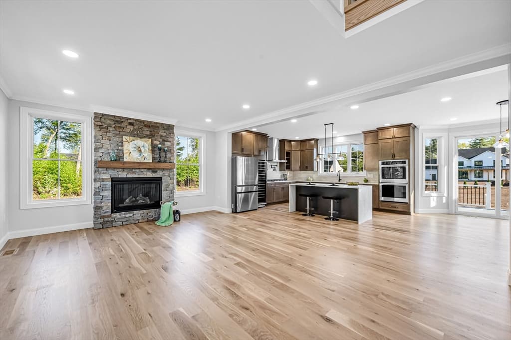 14 Balsam Hill Rd, Ludlow MA 01056 photo 5