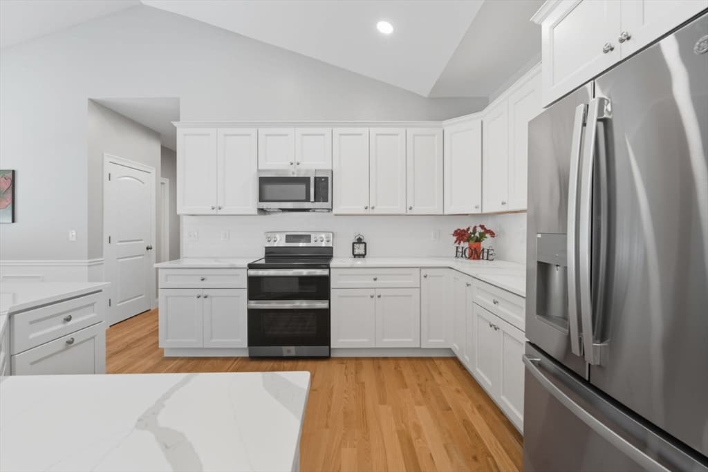 31 High Bluff, Belchertown MA 01007 photo 13