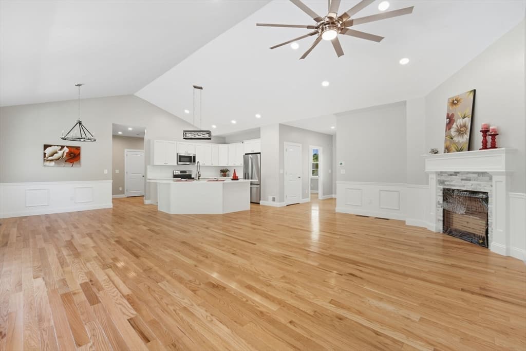 31 High Bluff, Belchertown MA 01007 photo 9