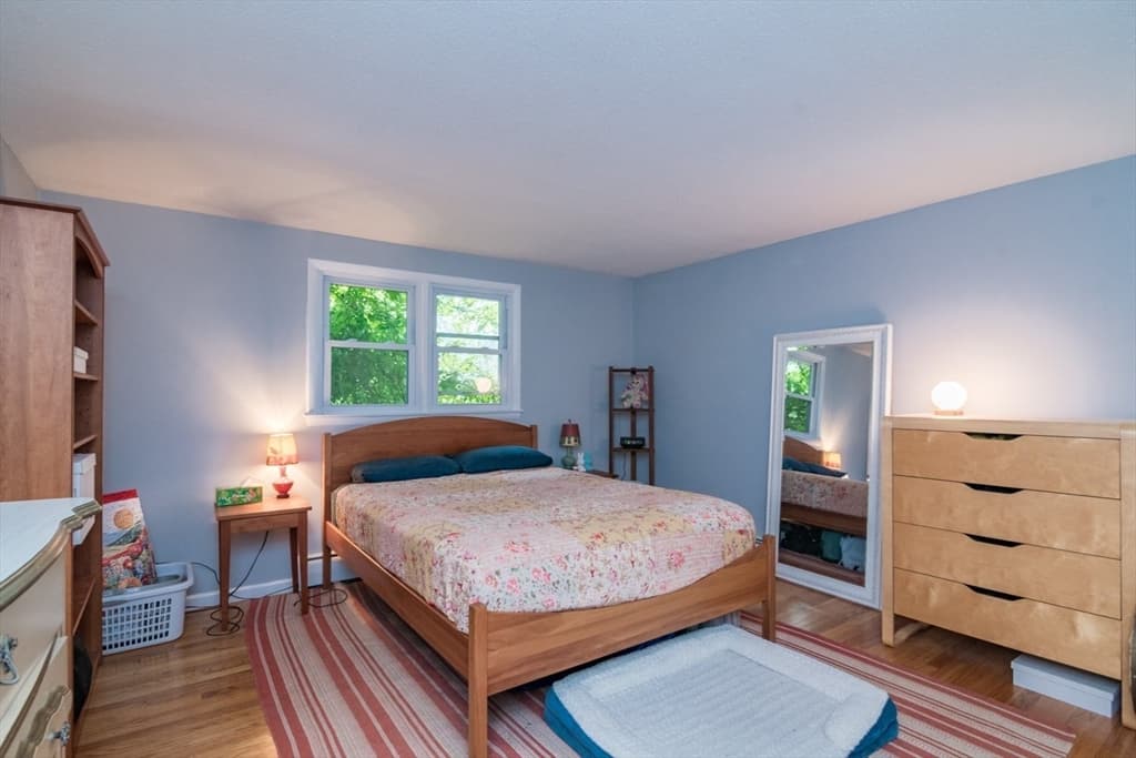 3 Montgomery Ave, Holyoke MA 01040 photo 12