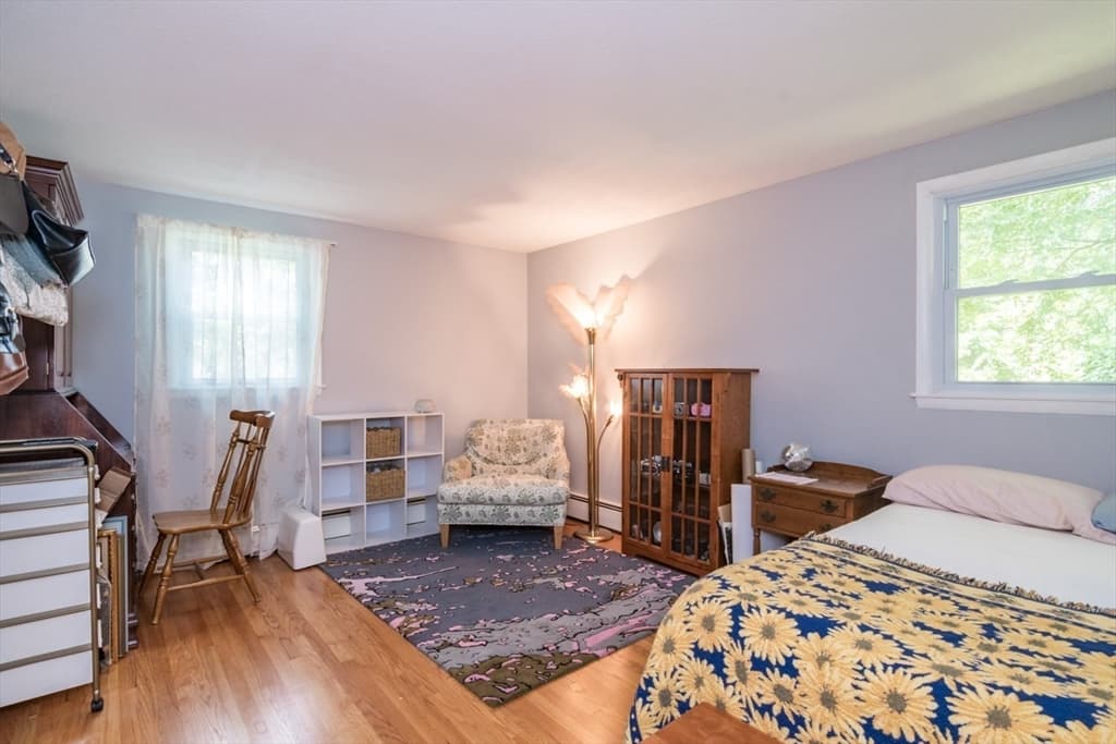 3 Montgomery Ave, Holyoke MA 01040 photo 14