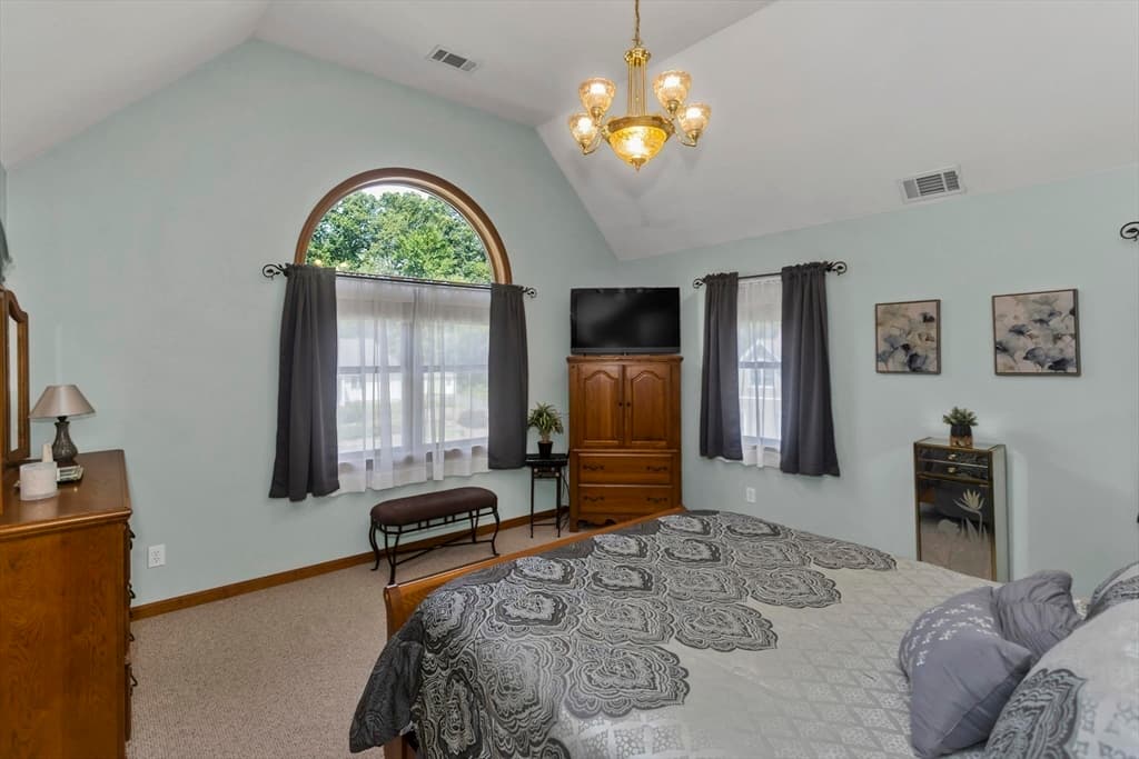 27 Landing Dr, Chicopee MA 01020 photo 17