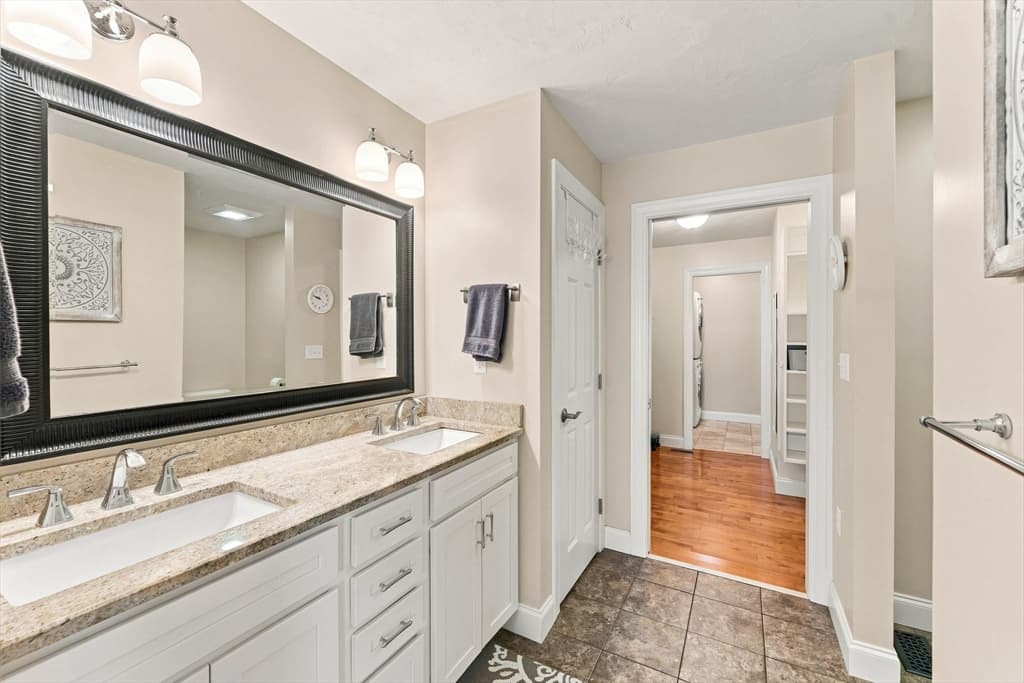 65 Virginia Dr # 65, Leicester MA 01542 photo 24