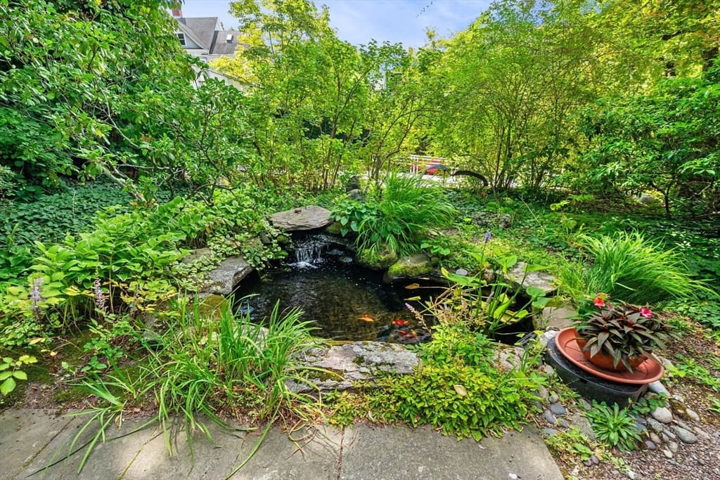 140 Upland Road, Cambridge MA 02140 photo 7