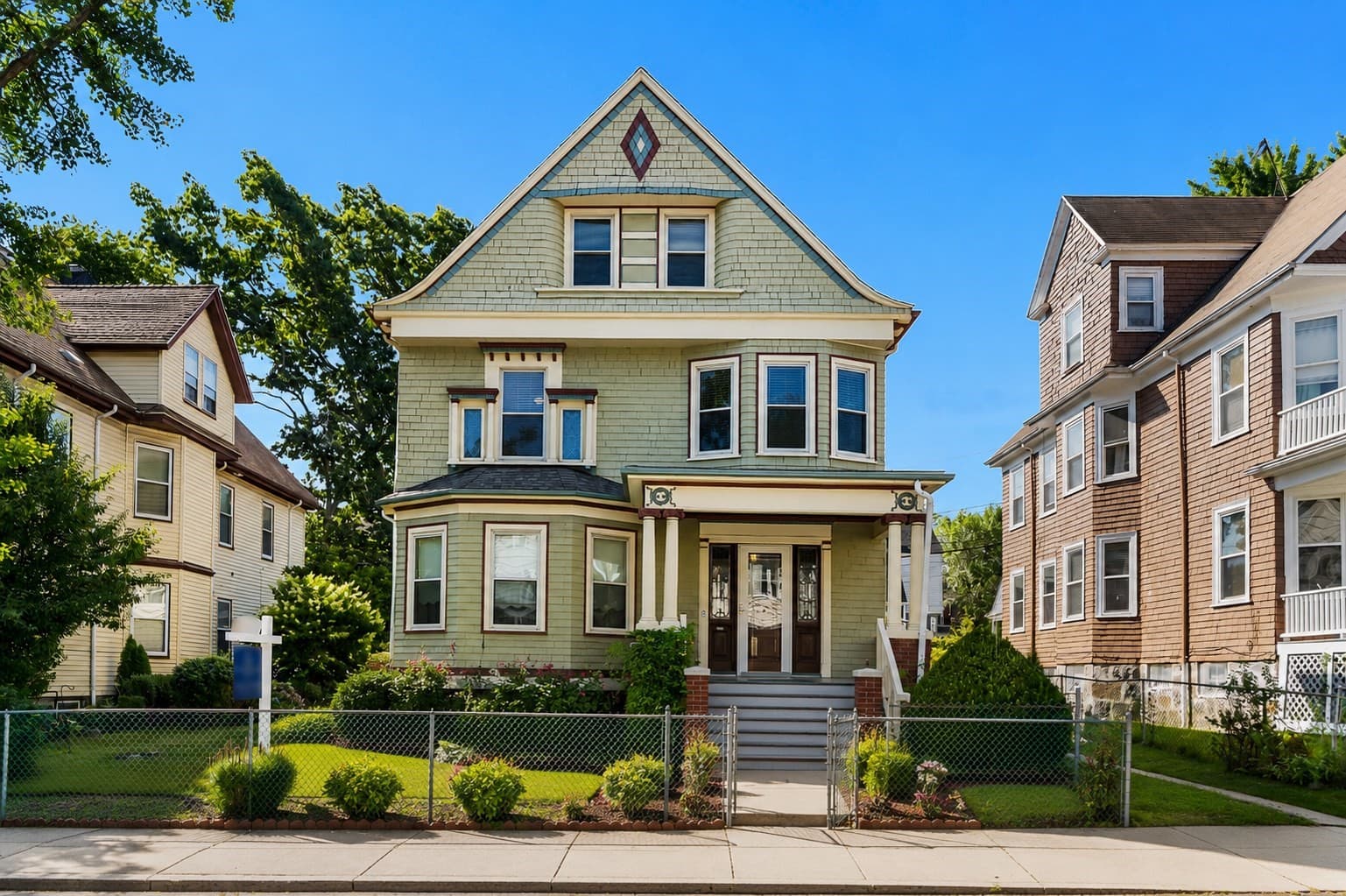 54 Tonawanda St, Boston MA 02124