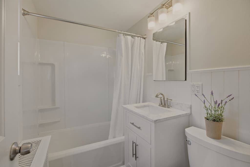 225 Mount Pleasant St, Fall River MA 02720 photo 18