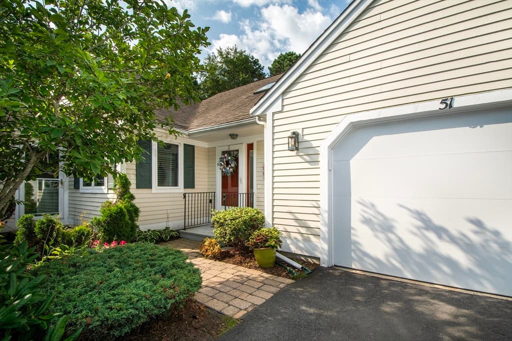 51 Portside Dr # 51, Mashpee MA 02649