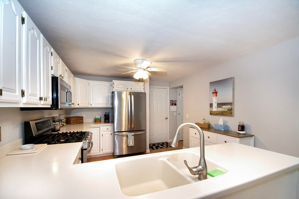 51 Portside Dr # 51, Mashpee MA 02649 photo 8