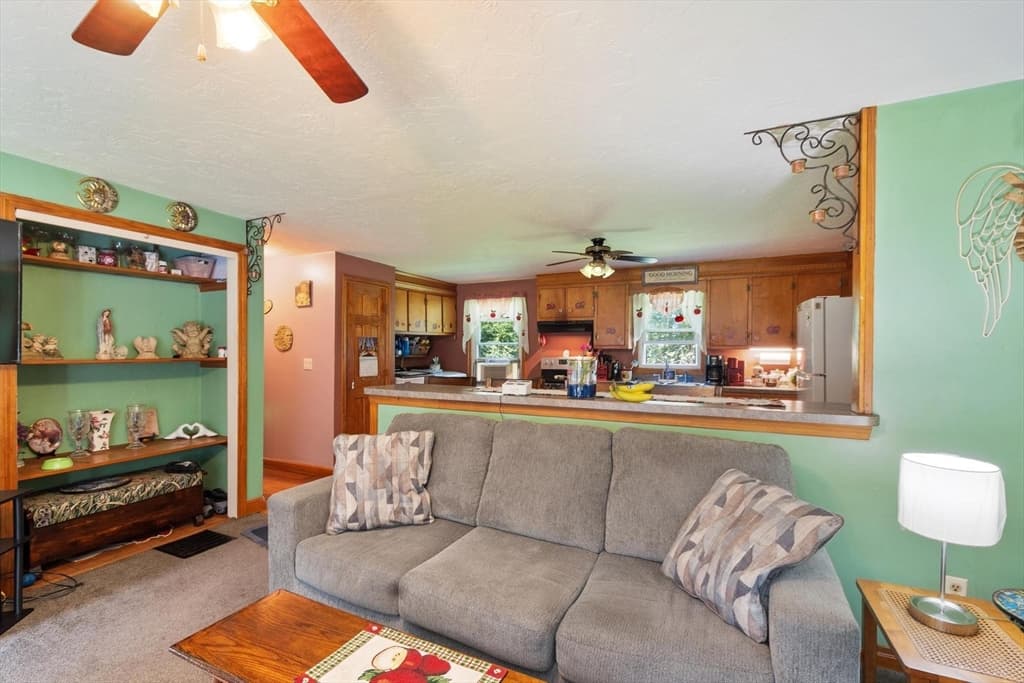 58 Mcintyre Rd, Oxford MA 01507 photo 13