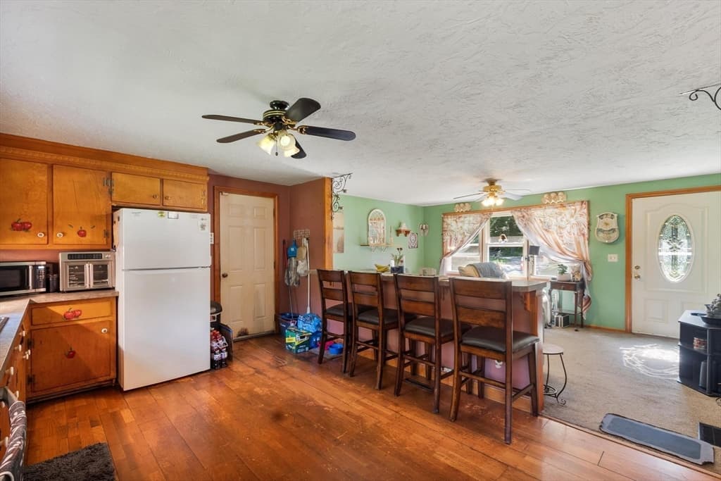 58 Mcintyre Rd, Oxford MA 01507 photo 4