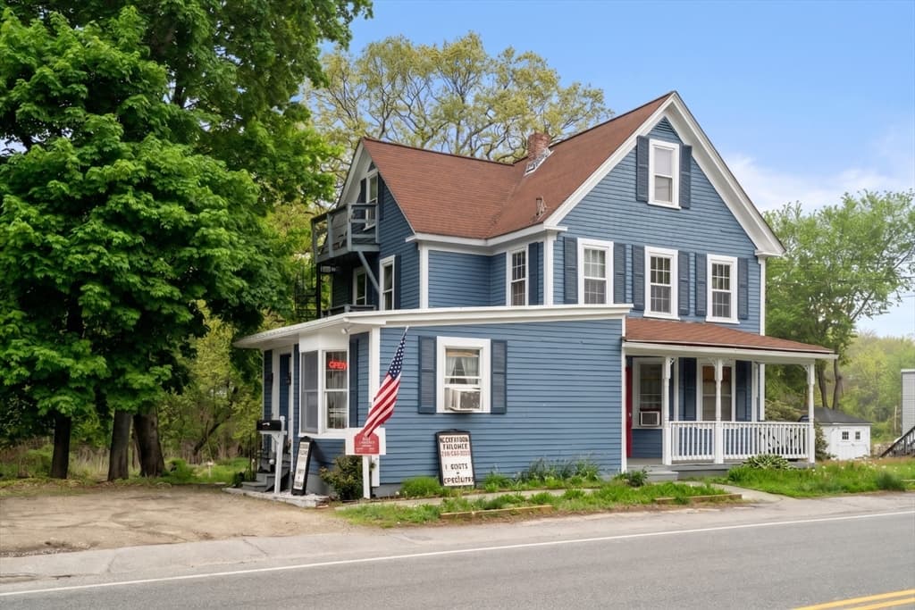 26 Powder Mill Rd, Maynard MA 01754