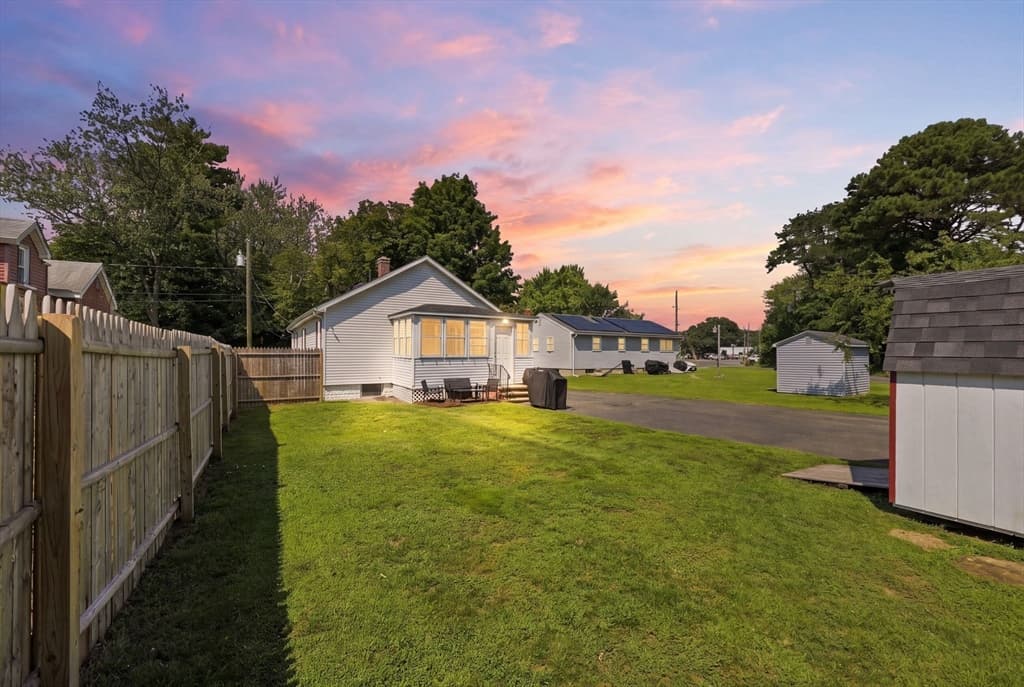 37 Kensington St, Agawam MA 01030 photo 32