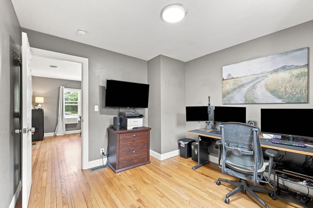 37 Kensington St, Agawam MA 01030 photo 20