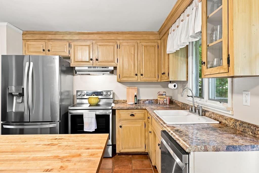 93 Leno Rd, Holland MA 01521 photo 5