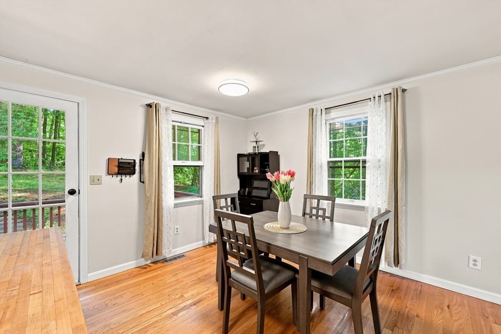93 Leno Rd, Holland MA 01521 photo 8