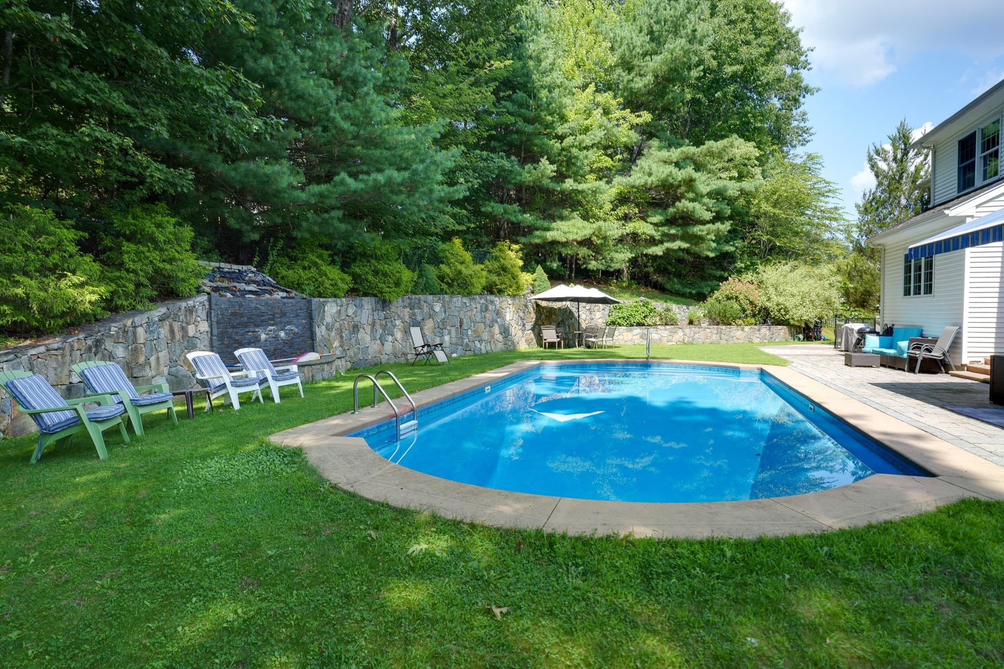Single Family Residence at 18 Valley View Dr, Grafton MA 01536, Grafton, photo 27 of 37