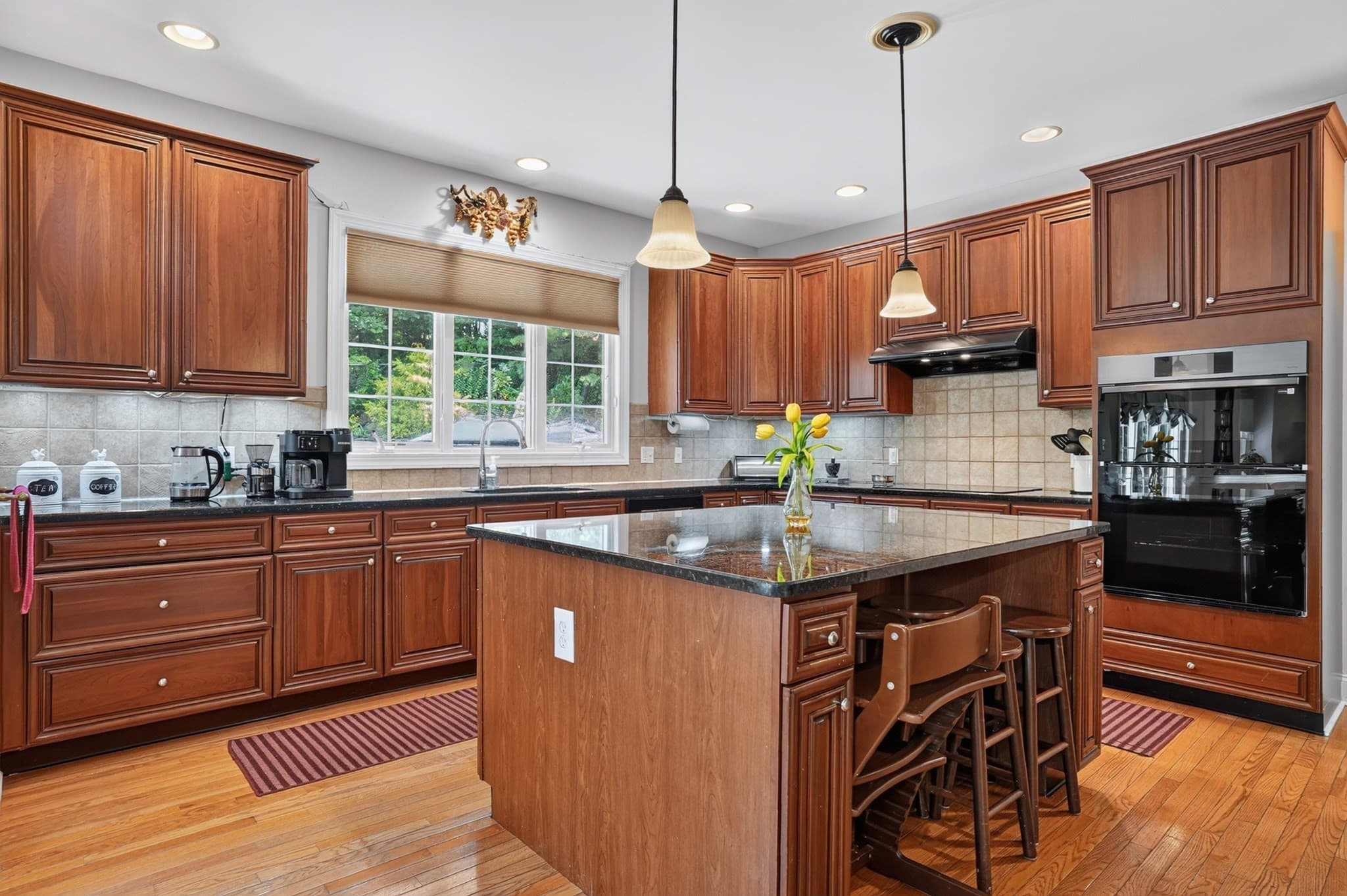 Single Family Residence at 18 Valley View Dr, Grafton MA 01536, Grafton, photo 3 of 37