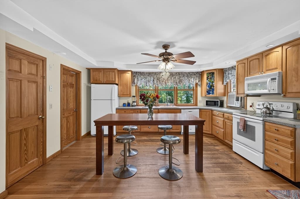 40 Oak St, Bellingham MA 02019 photo 22