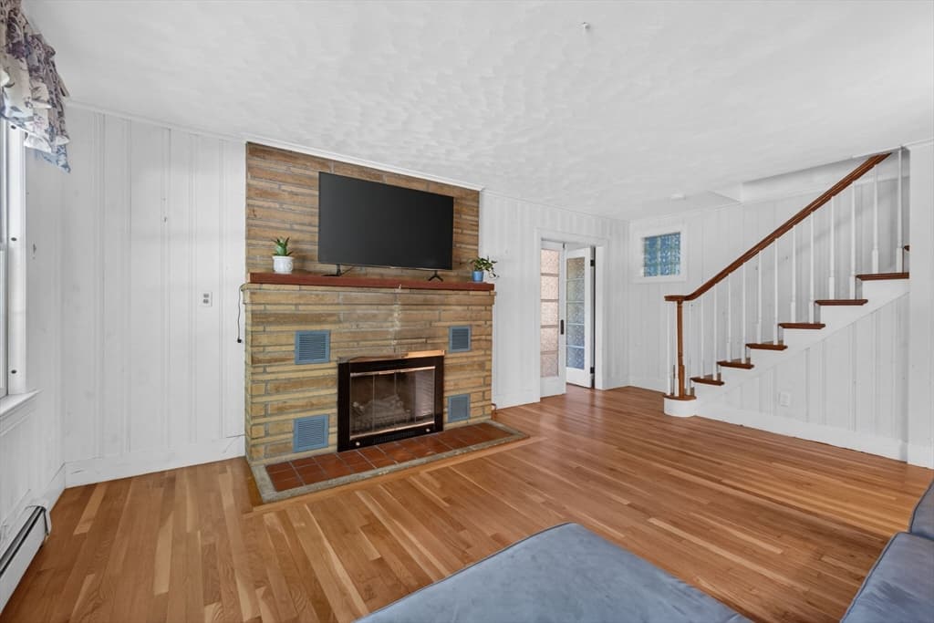 40 Oak St, Bellingham MA 02019 photo 14