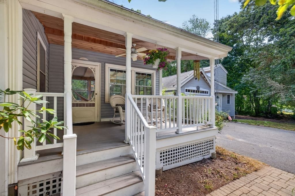 40 Oak St, Bellingham MA 02019 photo 4