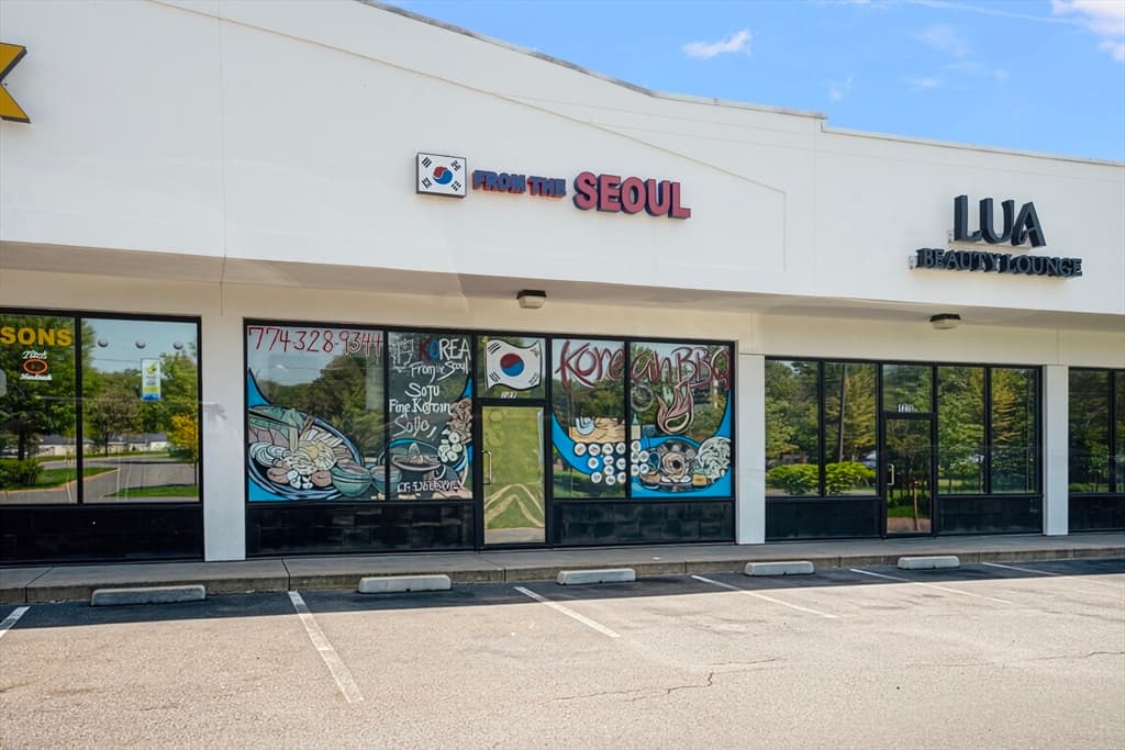 127 Faunce Corner Rd, Dartmouth MA 02747 photo 3