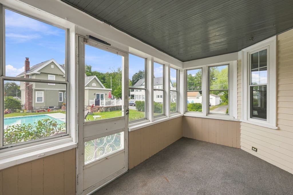 15 Hampstead St, Lowell MA 01852 photo 35