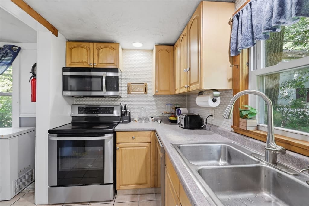 20 S Shore Rd, Westminster MA 01473 photo 12