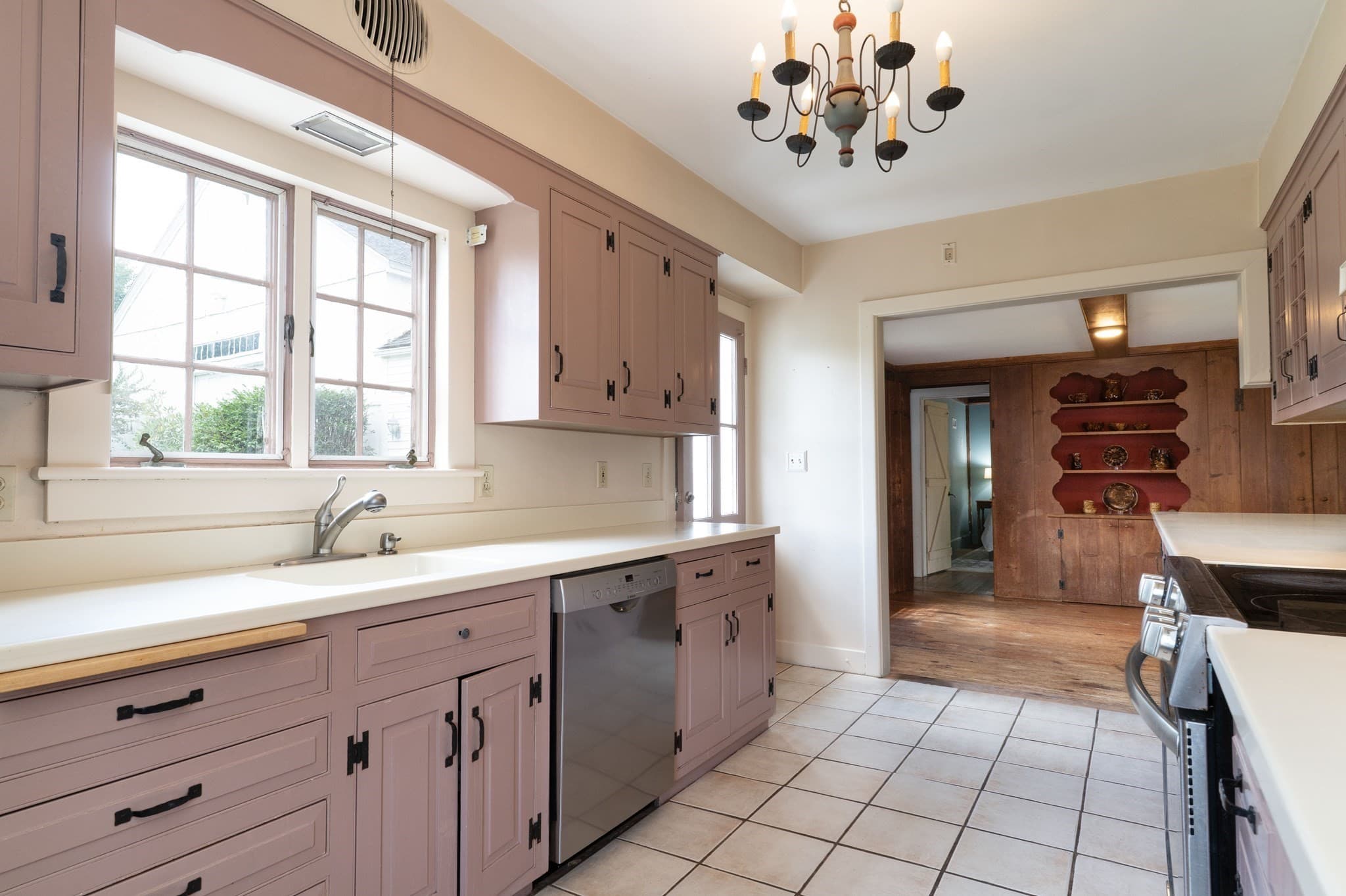 Single Family Residence at 16 Wales Rd, Brimfield MA 01010, Brimfield, photo 4 of 42