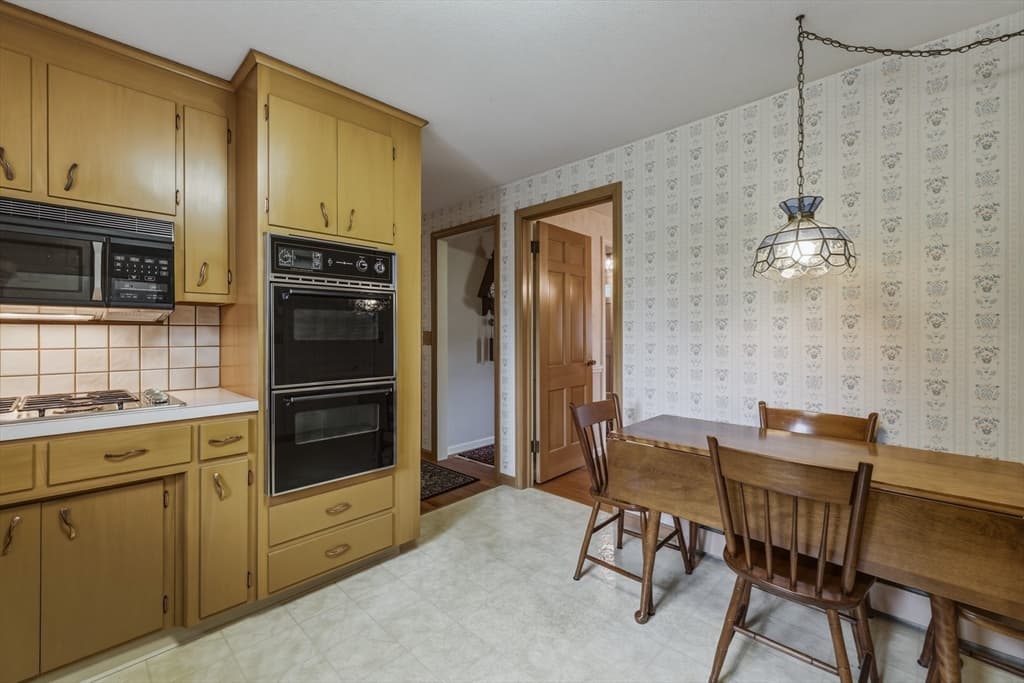 71 Cedar Rd, Longmeadow MA 01106 photo 22