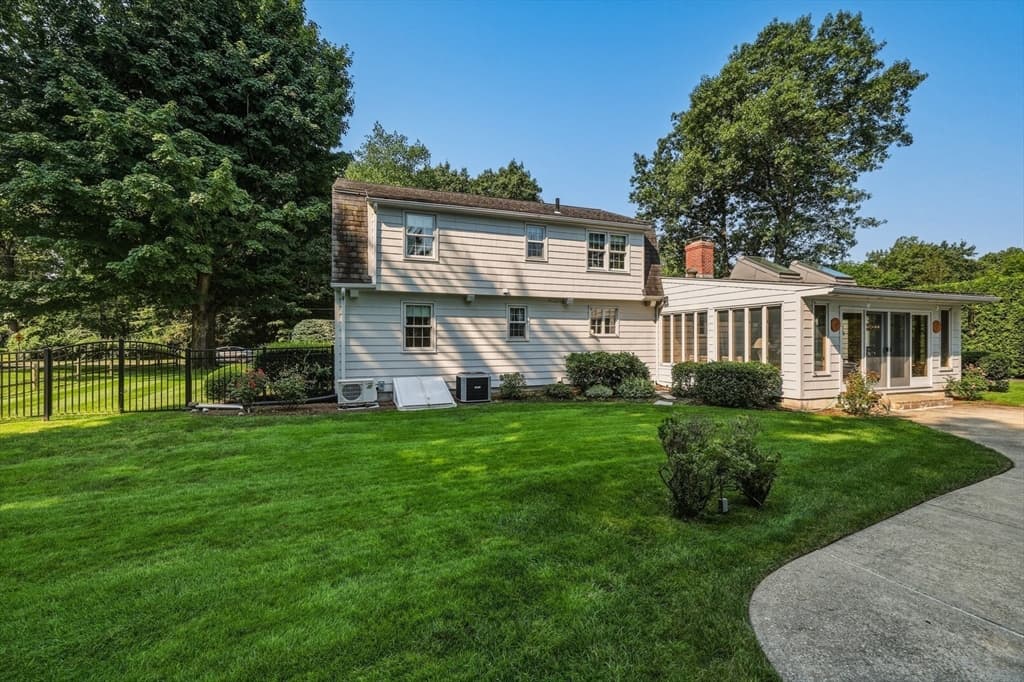 71 Cedar Rd, Longmeadow MA 01106 photo 7