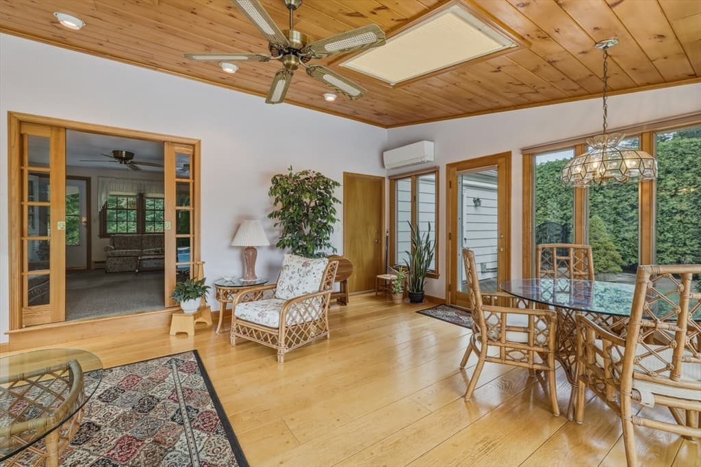 71 Cedar Rd, Longmeadow MA 01106 photo 15