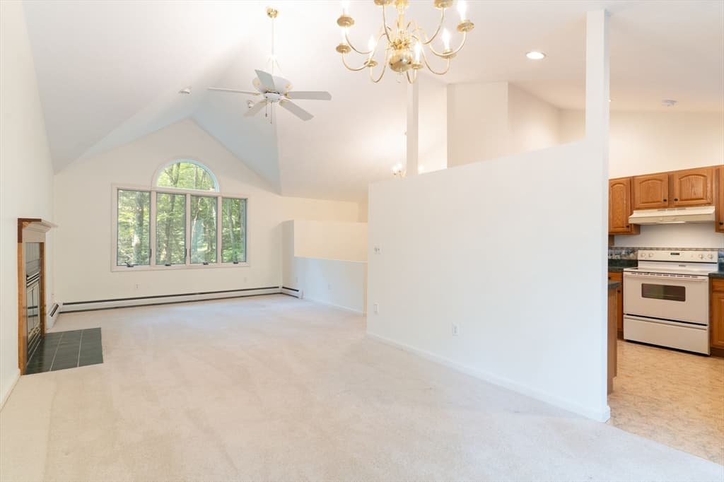 611 Henshaw St, Leicester MA 01542 photo 9