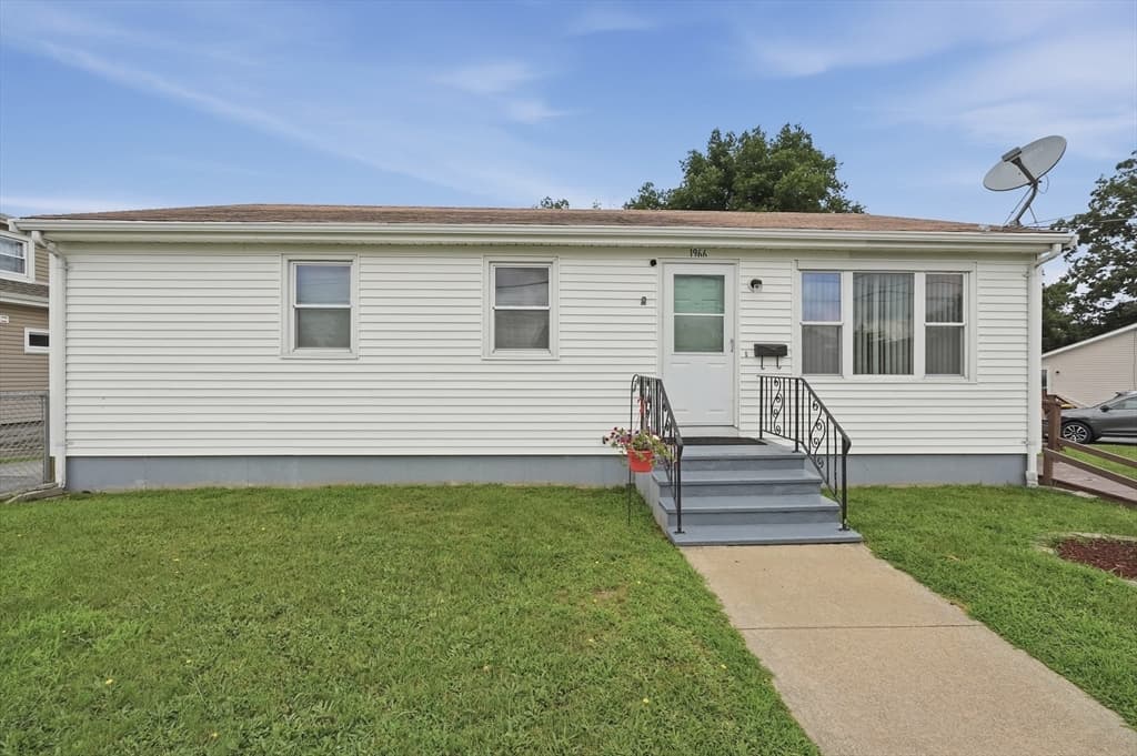 1966 Highland Ave, Fall River MA 02720
