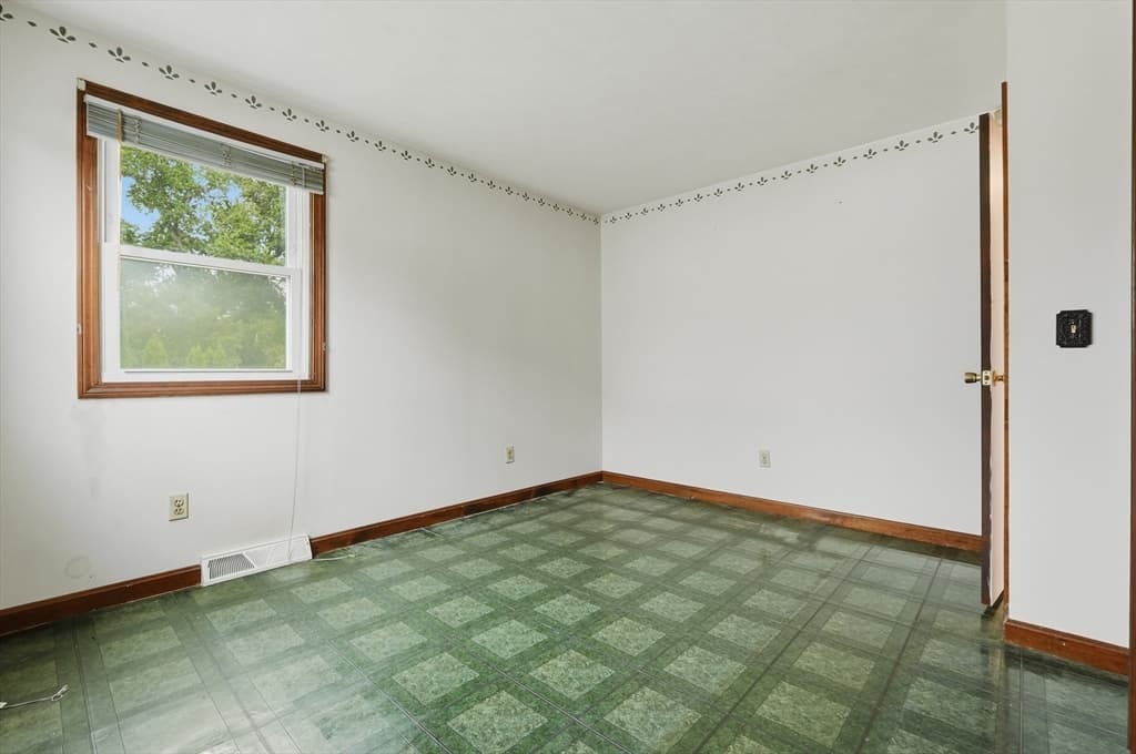 1966 Highland Ave, Fall River MA 02720 photo 19