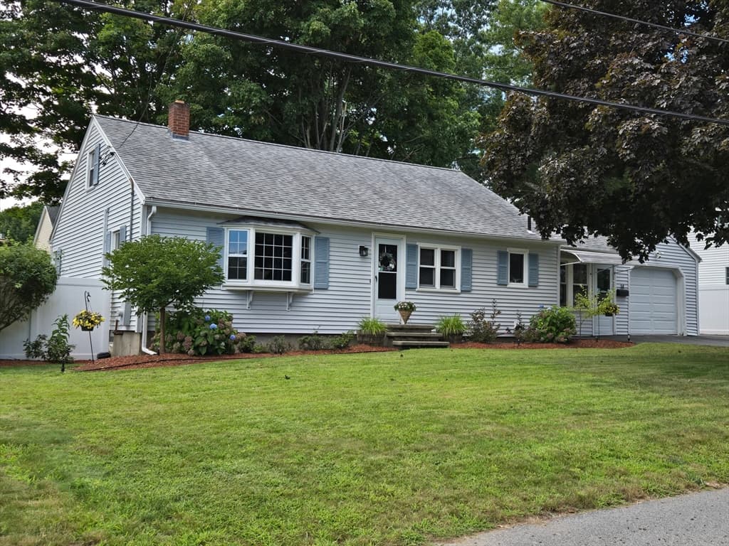 14 Ridgewood Circle, Lawrence MA 01843