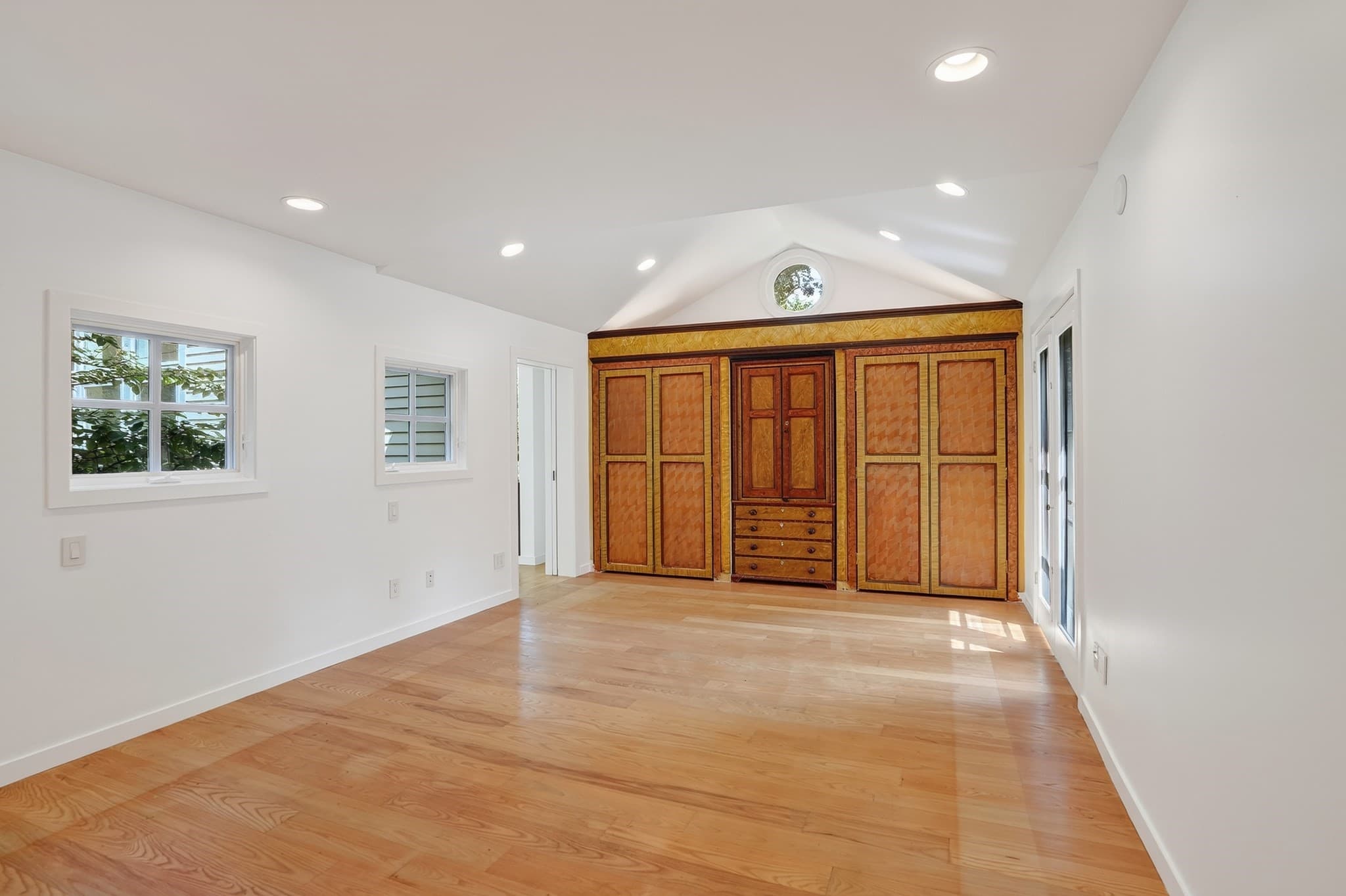 Single Family Residence at 99 Oak Lane, West Tisbury MA 02575, photo 12 of 31