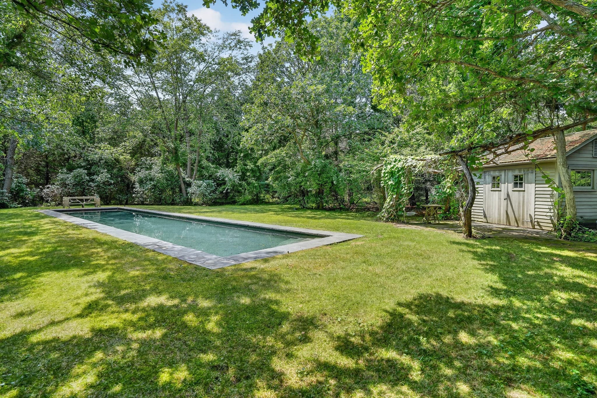 Single Family Residence at 99 Oak Lane, West Tisbury MA 02575, photo 3 of 31
