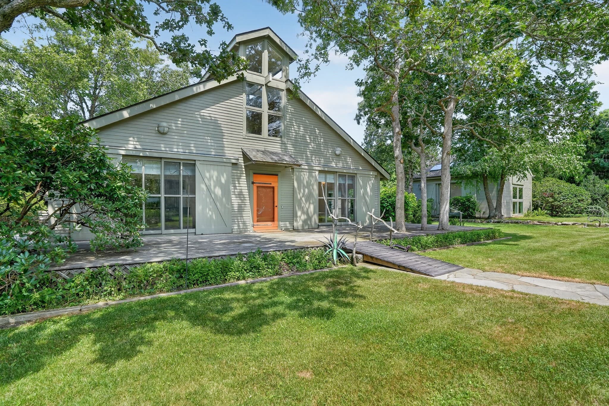 99 Oak Lane, West Tisbury MA 02575