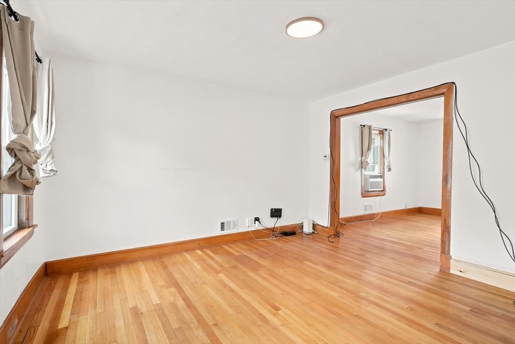 32 Villa Ave, Everett MA 02149 photo 7