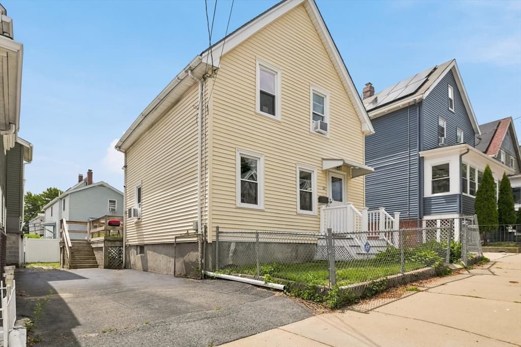 32 Villa Ave, Everett MA 02149 photo 3