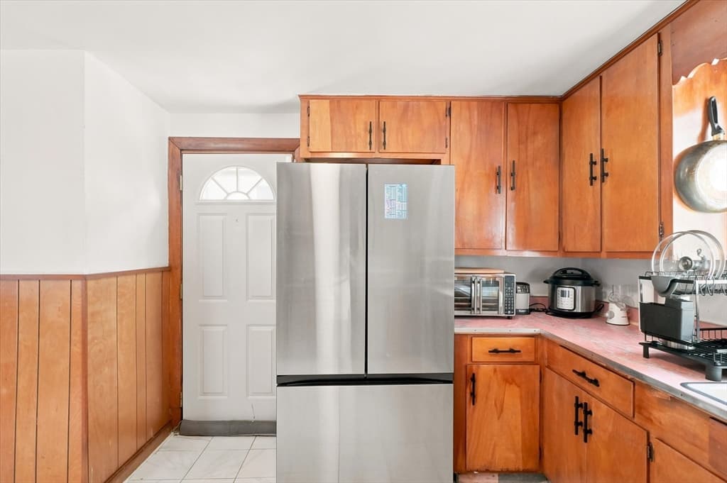 32 Villa Ave, Everett MA 02149 photo 14