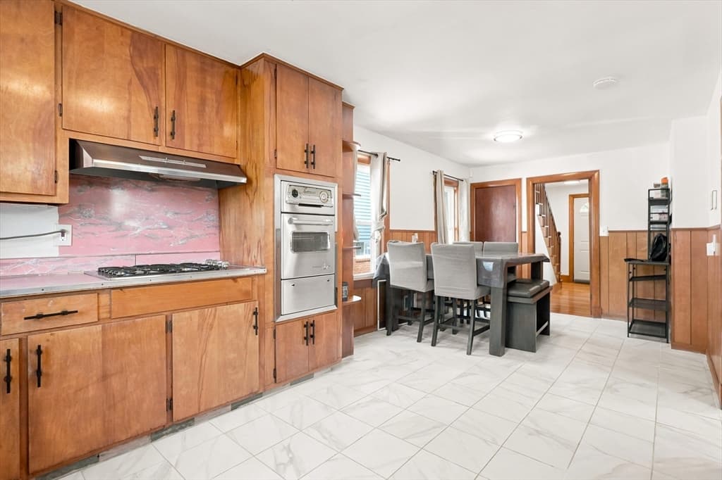 32 Villa Ave, Everett MA 02149 photo 18